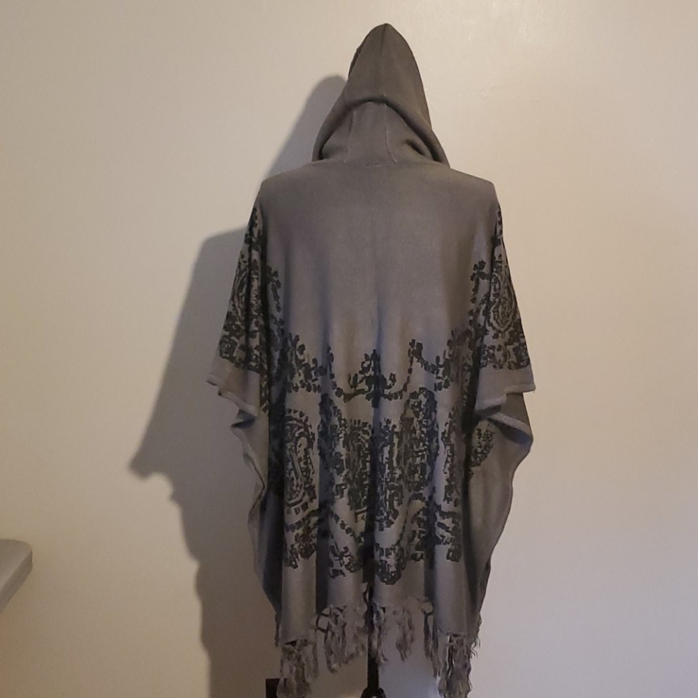 NWT Jon & Anna New York poncho - Picture 4 of 7